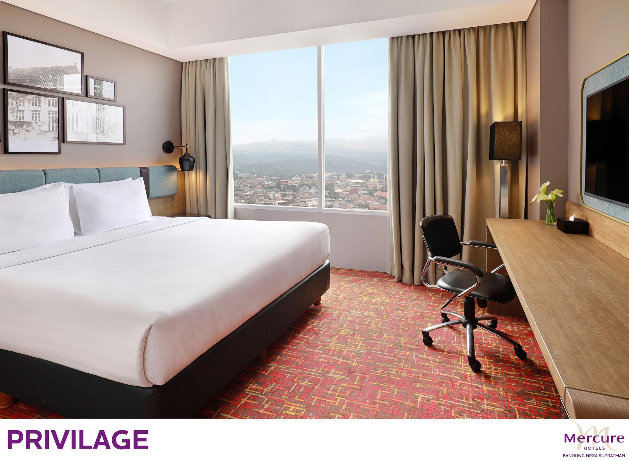 Mercure Bandung Nexa Supratman Buitenkant foto