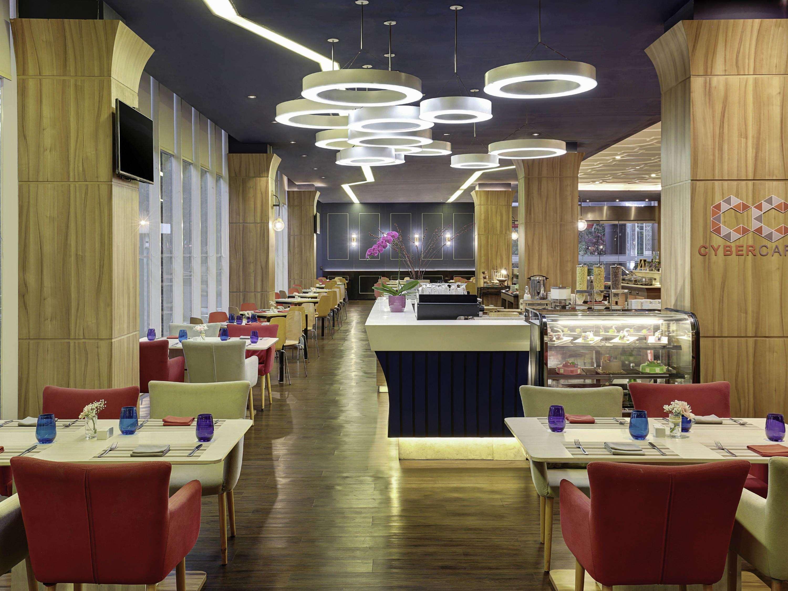 Mercure Bandung Nexa Supratman Buitenkant foto