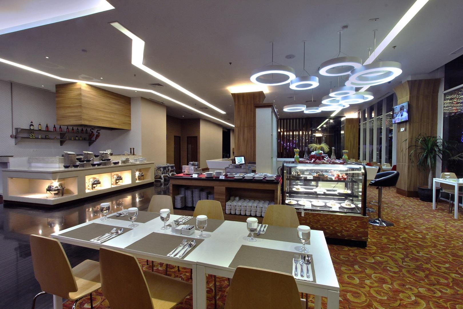 Mercure Bandung Nexa Supratman Buitenkant foto
