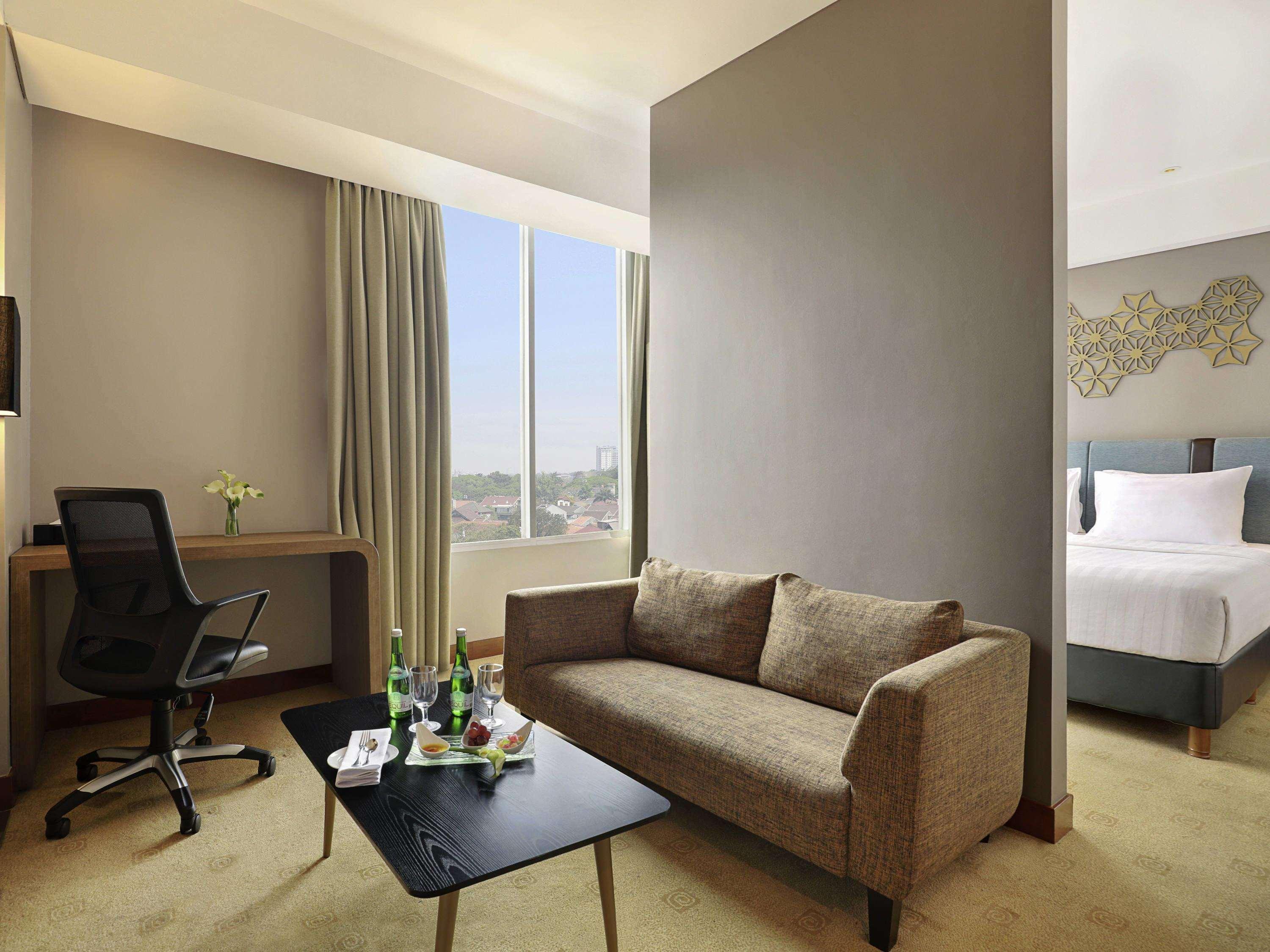 Mercure Bandung Nexa Supratman Buitenkant foto