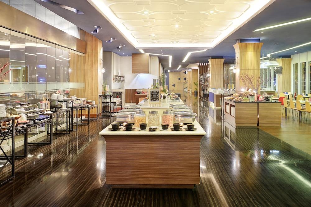 Mercure Bandung Nexa Supratman Buitenkant foto