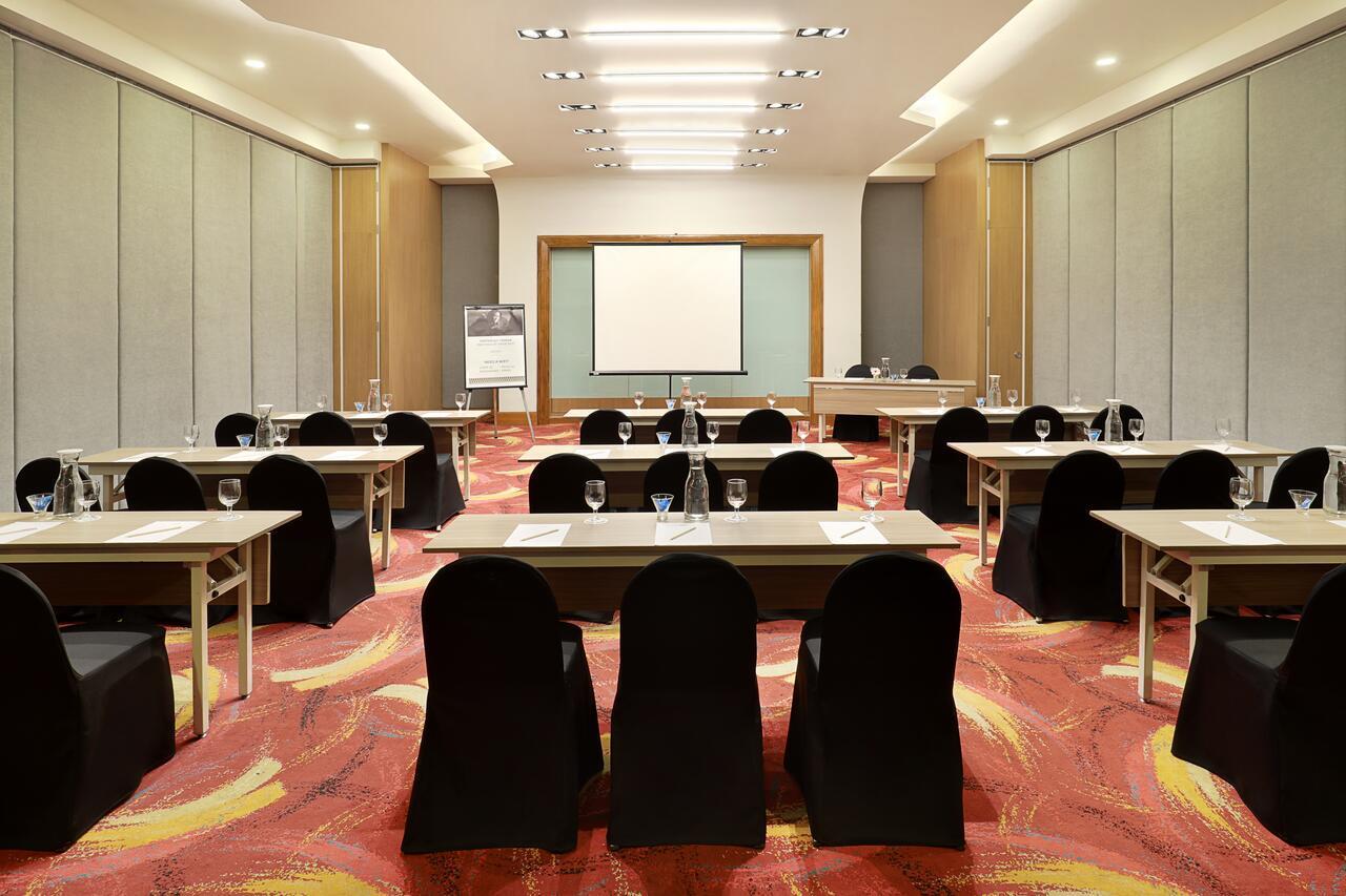Mercure Bandung Nexa Supratman Buitenkant foto